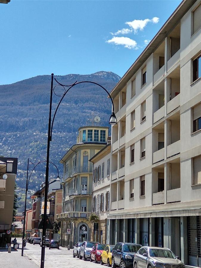 La Casa Del Birraio Apartment Sondrio Luaran gambar